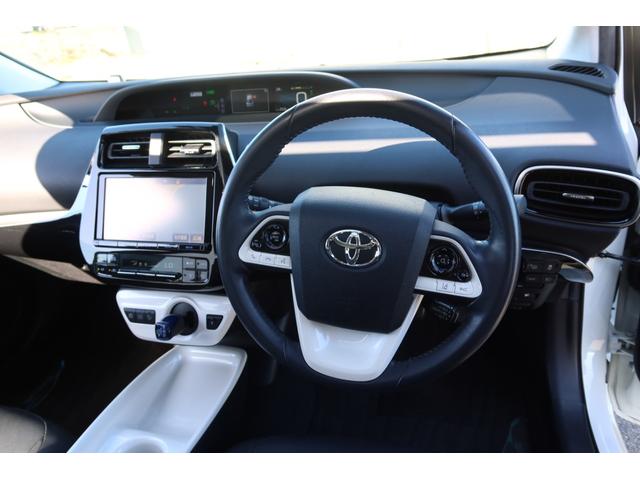 プリウス Ａプレミアム　ＴＲＤエアロ　サンルーフ　１７ｉｎホイール　本革シート　シートヒーター　９型ナビ　ドライブレコーダー　Ｂｌｕｅｔｏｏｔｈ　バックカメラ　レーダークルーズ　クリアランスソナー　オートハイビーム　禁煙車（39枚目）
