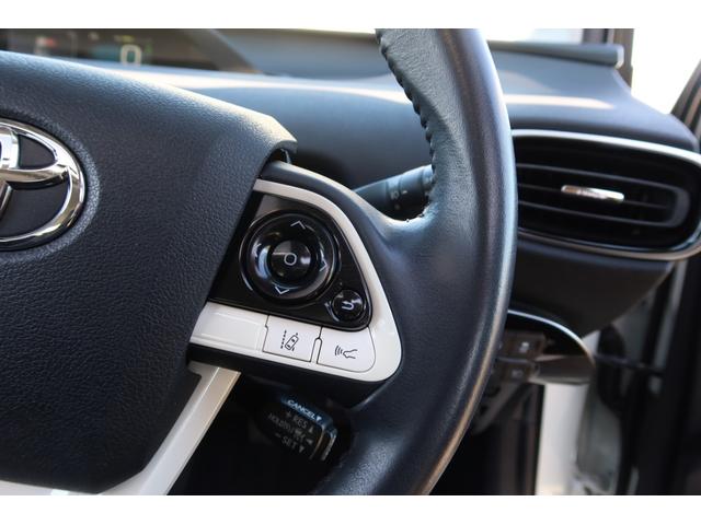 プリウス Ａプレミアム　ＴＲＤエアロ　サンルーフ　１７ｉｎホイール　本革シート　シートヒーター　９型ナビ　ドライブレコーダー　Ｂｌｕｅｔｏｏｔｈ　バックカメラ　レーダークルーズ　クリアランスソナー　オートハイビーム　禁煙車（42枚目）