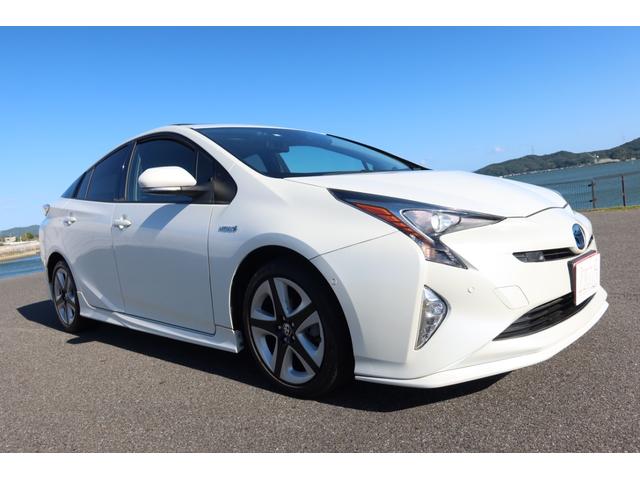 プリウス Ａプレミアム　ＴＲＤエアロ　サンルーフ　１７ｉｎホイール　本革シート　シートヒーター　９型ナビ　ドライブレコーダー　Ｂｌｕｅｔｏｏｔｈ　バックカメラ　レーダークルーズ　クリアランスソナー　オートハイビーム　禁煙車（62枚目）