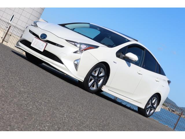 プリウス Ａプレミアム　ＴＲＤエアロ　サンルーフ　１７ｉｎホイール　本革シート　シートヒーター　９型ナビ　ドライブレコーダー　Ｂｌｕｅｔｏｏｔｈ　バックカメラ　レーダークルーズ　クリアランスソナー　オートハイビーム　禁煙車（77枚目）