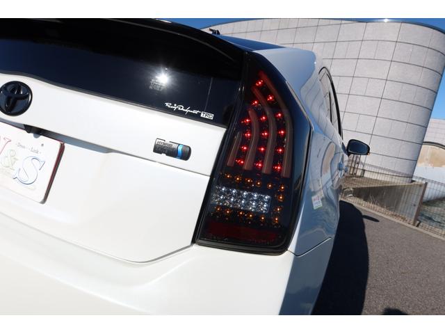 プリウス Ｇツーリングセレクション　モデリスタエアロ　車高調　４本出マフラーカッター　サンルーフ　ハーフレザーシート　アルパイン９型ナビ　アルパインアンプ　デジタルインナーミラー　ドライブレコーダー　クルーズコントロール　スロコン（75枚目）