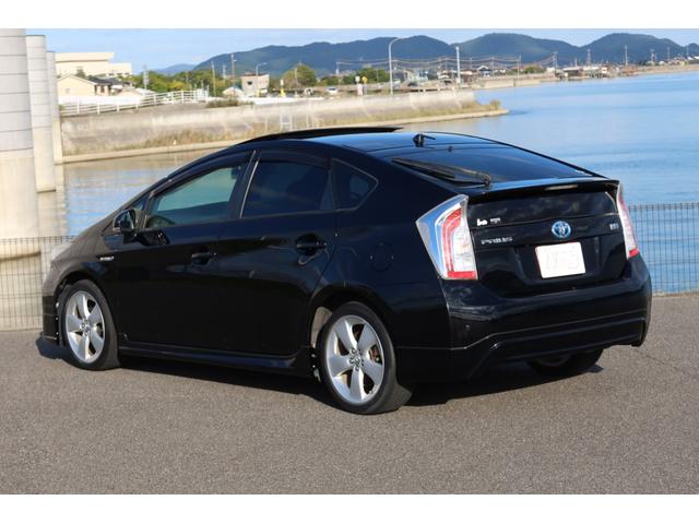 プリウス Gツーリングセレクション 最終後期 フルエアロ ソーラーパネル付きサンルーフ 前後ドライブレコーダー 新品シートカバー コンビステアリング パワーシート 純正SDナビ Bカメラ ETC Bluetooth クルーズコントロール(4枚目)