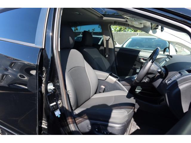 プリウス Gツーリングセレクション 最終後期 フルエアロ ソーラーパネル付きサンルーフ 前後ドライブレコーダー 新品シートカバー コンビステアリング パワーシート 純正SDナビ Bカメラ ETC Bluetooth クルーズコントロール(25枚目)