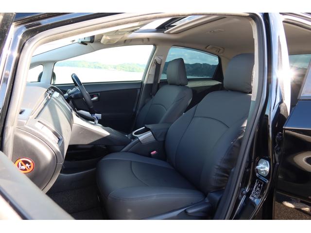 プリウス Gツーリングセレクション 最終後期 フルエアロ ソーラーパネル付きサンルーフ 前後ドライブレコーダー 新品シートカバー コンビステアリング パワーシート 純正SDナビ Bカメラ ETC Bluetooth クルーズコントロール(29枚目)