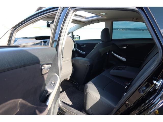 プリウス Gツーリングセレクション 最終後期 フルエアロ ソーラーパネル付きサンルーフ 前後ドライブレコーダー 新品シートカバー コンビステアリング パワーシート 純正SDナビ Bカメラ ETC Bluetooth クルーズコントロール(31枚目)