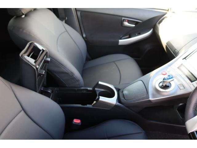 プリウス Gツーリングセレクション 最終後期 フルエアロ ソーラーパネル付きサンルーフ 前後ドライブレコーダー 新品シートカバー コンビステアリング パワーシート 純正SDナビ Bカメラ ETC Bluetooth クルーズコントロール(50枚目)