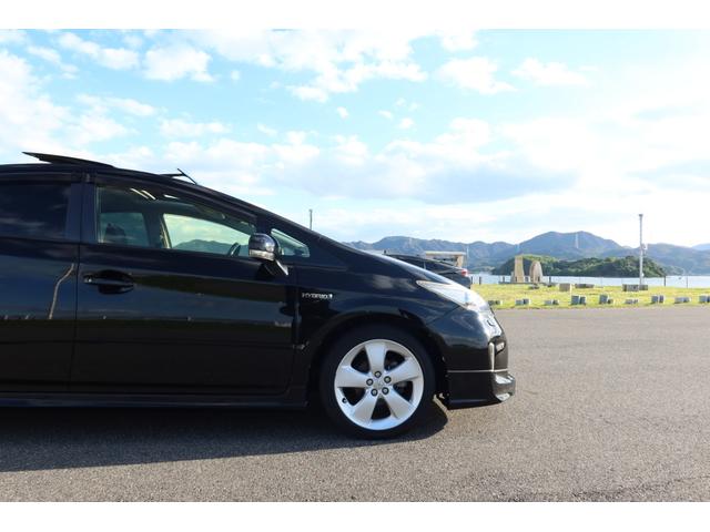 プリウス Gツーリングセレクション 最終後期 フルエアロ ソーラーパネル付きサンルーフ 前後ドライブレコーダー 新品シートカバー コンビステアリング パワーシート 純正SDナビ Bカメラ ETC Bluetooth クルーズコントロール(64枚目)