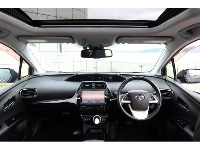 プリウス Aプレミアム モデリスタエアロ モデリスタ18inホイール サンルーフ 本革シート 9型ナビ HDMI USB バックカメラ ETC AC100V レーダークルーズ クリアランスソナー オートハイビーム 安全装備(22枚目)