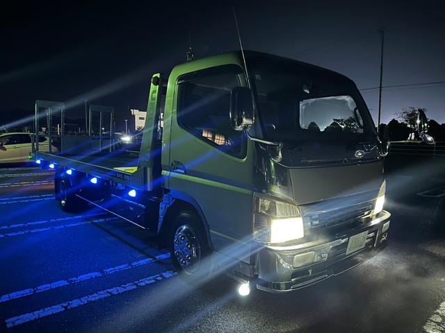 キャンター 　積載車　ユニック　ＮＥＯ５　ＵＣ－３５　ラジコン有り　ウィンチ　ＬＥＤ作業灯　ワンオーナー　メッキホイールカバー　フロントメッキパーツ　サイドマーカー　ディーゼルターボ　型式ＫＫ－ＦＥ８３ＤＧＮ（3枚目）