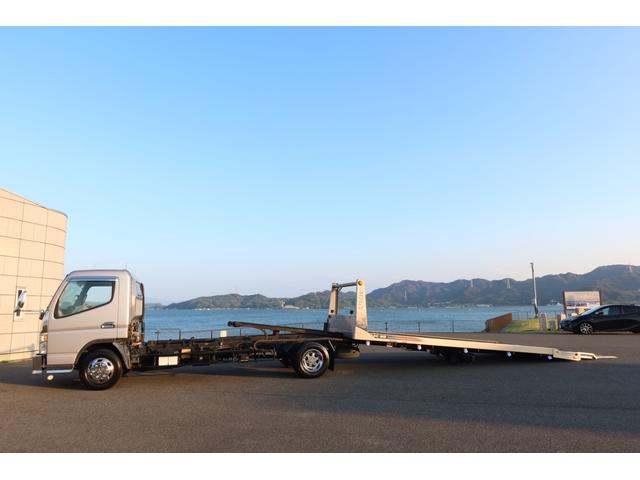 キャンター 　積載車　ユニック　ＮＥＯ５　ＵＣ－３５　ラジコン有り　ウィンチ　ＬＥＤ作業灯　ワンオーナー　メッキホイールカバー　フロントメッキパーツ　サイドマーカー　ディーゼルターボ　型式ＫＫ－ＦＥ８３ＤＧＮ（20枚目）