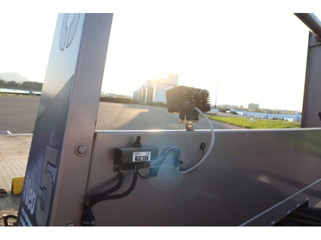 キャンター 　積載車　ユニック　ＮＥＯ５　ＵＣ－３５　ラジコン有り　ウィンチ　ＬＥＤ作業灯　ワンオーナー　メッキホイールカバー　フロントメッキパーツ　サイドマーカー　ディーゼルターボ　型式ＫＫ－ＦＥ８３ＤＧＮ（28枚目）