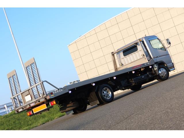 キャンター 　積載車　ユニック　ＮＥＯ５　ＵＣ－３５　ラジコン有り　ウィンチ　ＬＥＤ作業灯　ワンオーナー　メッキホイールカバー　フロントメッキパーツ　サイドマーカー　ディーゼルターボ　型式ＫＫ－ＦＥ８３ＤＧＮ（41枚目）