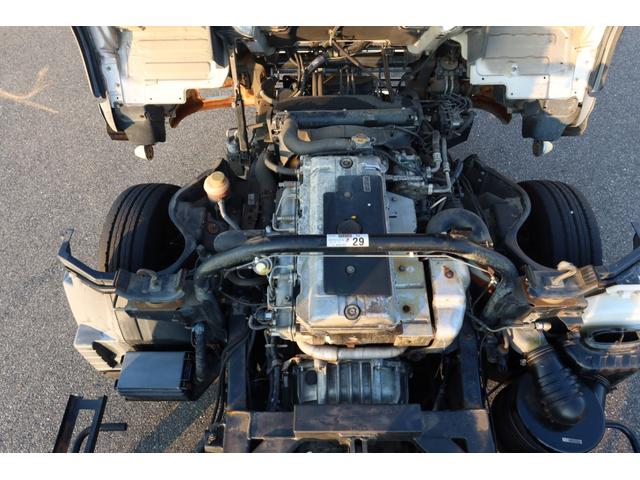 キャンター 　積載車　ユニック　ＮＥＯ５　ＵＣ－３５　ラジコン有り　ウィンチ　ＬＥＤ作業灯　ワンオーナー　メッキホイールカバー　フロントメッキパーツ　サイドマーカー　ディーゼルターボ　型式ＫＫ－ＦＥ８３ＤＧＮ（43枚目）