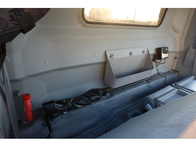 キャンター 　積載車　ユニック　ＮＥＯ５　ＵＣ－３５　ラジコン有り　ウィンチ　ＬＥＤ作業灯　ワンオーナー　メッキホイールカバー　フロントメッキパーツ　サイドマーカー　ディーゼルターボ　型式ＫＫ－ＦＥ８３ＤＧＮ（50枚目）