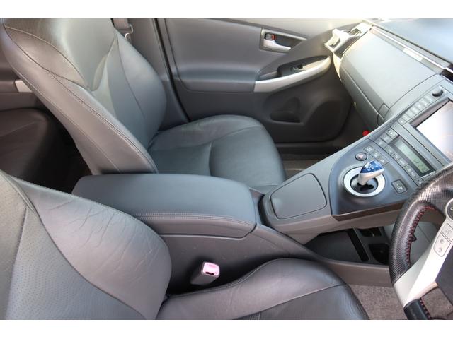 プリウス Ｇツーリングセレクションレザーパッケージ　ＨＶバッテリー交換済　レーダークルーズ　プリクラッシュセーフティ　１７インチホイール　ＡＵＸ　ＬＥＤヘッドライト　純正ナビ　バックカメラ　ＥＴＣ　Ｂｌｕｅｔｏｏｔｈ　本革シート　シートヒーター　ＨＵＤ（22枚目）