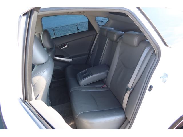 プリウス Ｇツーリングセレクションレザーパッケージ　ＨＶバッテリー交換済　レーダークルーズ　プリクラッシュセーフティ　１７インチホイール　ＡＵＸ　ＬＥＤヘッドライト　純正ナビ　バックカメラ　ＥＴＣ　Ｂｌｕｅｔｏｏｔｈ　本革シート　シートヒーター　ＨＵＤ（29枚目）