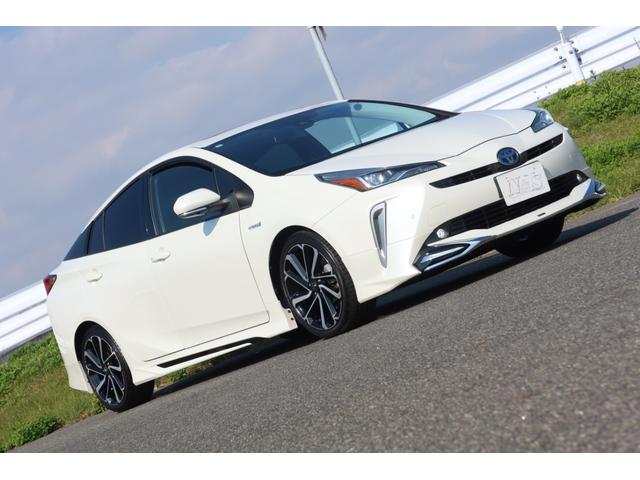 プリウス Ａプレミアム　寒冷地仕様　禁煙車　モデリスタエアロ　モデリスタホイール　サンルーフ　本革シート　９型ナビ　パノラミックビュー　ＵＳＢ　ＥＴＣ　レーダークルーズ　クリアランスソナー　オートハイビーム　安全装備搭載（7枚目）