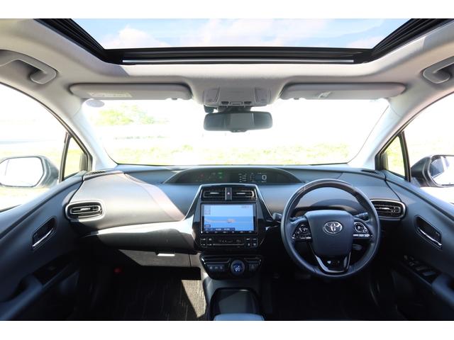 プリウス Ａプレミアム　寒冷地仕様　禁煙車　モデリスタエアロ　モデリスタホイール　サンルーフ　本革シート　９型ナビ　パノラミックビュー　ＵＳＢ　ＥＴＣ　レーダークルーズ　クリアランスソナー　オートハイビーム　安全装備搭載（24枚目）