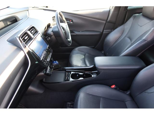 プリウス Ａプレミアム　寒冷地仕様　禁煙車　モデリスタエアロ　モデリスタホイール　サンルーフ　本革シート　９型ナビ　パノラミックビュー　ＵＳＢ　ＥＴＣ　レーダークルーズ　クリアランスソナー　オートハイビーム　安全装備搭載（30枚目）