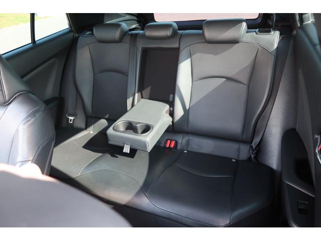 プリウス Ａプレミアム　寒冷地仕様　禁煙車　モデリスタエアロ　モデリスタホイール　サンルーフ　本革シート　９型ナビ　パノラミックビュー　ＵＳＢ　ＥＴＣ　レーダークルーズ　クリアランスソナー　オートハイビーム　安全装備搭載（33枚目）