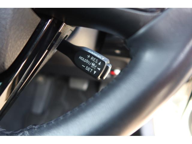 プリウス Ａプレミアム　寒冷地仕様　禁煙車　モデリスタエアロ　モデリスタホイール　サンルーフ　本革シート　９型ナビ　パノラミックビュー　ＵＳＢ　ＥＴＣ　レーダークルーズ　クリアランスソナー　オートハイビーム　安全装備搭載（42枚目）