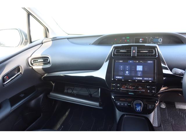 プリウス Ａプレミアム　寒冷地仕様　禁煙車　モデリスタエアロ　モデリスタホイール　サンルーフ　本革シート　９型ナビ　パノラミックビュー　ＵＳＢ　ＥＴＣ　レーダークルーズ　クリアランスソナー　オートハイビーム　安全装備搭載（53枚目）