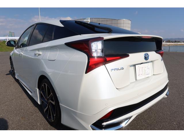 プリウス Ａプレミアム　寒冷地仕様　禁煙車　モデリスタエアロ　モデリスタホイール　サンルーフ　本革シート　９型ナビ　パノラミックビュー　ＵＳＢ　ＥＴＣ　レーダークルーズ　クリアランスソナー　オートハイビーム　安全装備搭載（59枚目）