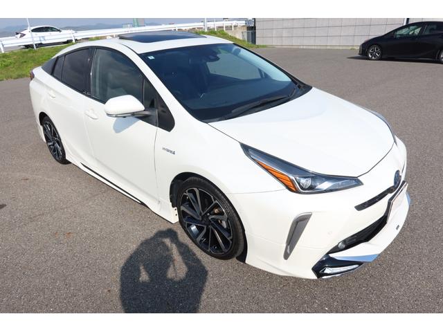 プリウス Ａプレミアム　寒冷地仕様　禁煙車　モデリスタエアロ　モデリスタホイール　サンルーフ　本革シート　９型ナビ　パノラミックビュー　ＵＳＢ　ＥＴＣ　レーダークルーズ　クリアランスソナー　オートハイビーム　安全装備搭載（69枚目）