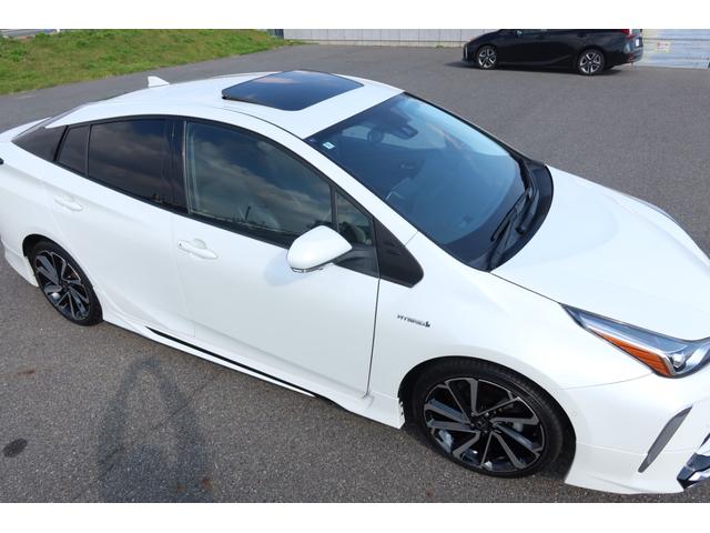 プリウス Ａプレミアム　寒冷地仕様　禁煙車　モデリスタエアロ　モデリスタホイール　サンルーフ　本革シート　９型ナビ　パノラミックビュー　ＵＳＢ　ＥＴＣ　レーダークルーズ　クリアランスソナー　オートハイビーム　安全装備搭載（70枚目）