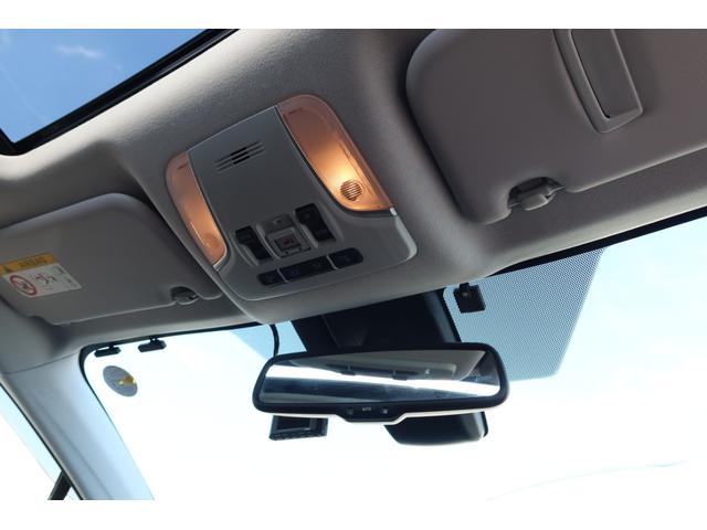 プリウス Ａプレミアム　モデリスタエアロ　ＴＥＩＮ車高調　ＲＡＹＳ１８ｉｎホイール　サンルーフ　本革シート　前後ドライブレコーダー　９型ナビ　ＥＴＣ　パノラミックビュー　レーダークルーズ　クリアランスソナー　オートハイビーム（39枚目）