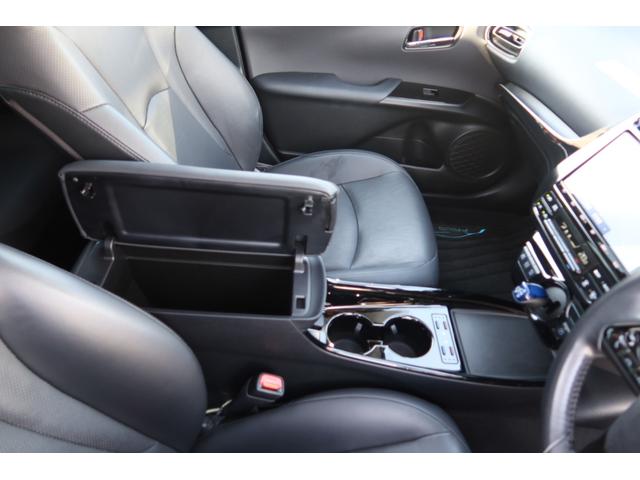 プリウス Ａプレミアム　モデリスタエアロ　ＴＥＩＮ車高調　ＲＡＹＳ１８ｉｎホイール　サンルーフ　本革シート　前後ドライブレコーダー　９型ナビ　ＥＴＣ　パノラミックビュー　レーダークルーズ　クリアランスソナー　オートハイビーム（44枚目）