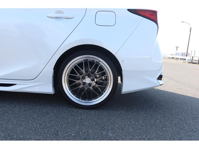 プリウス Aプレミアム 禁煙車 限定BBS19inホイール モデリスタエアロ サンルーフ 本革シート 9型ナビ バックカメラ ETC 前後ドライブレコーダー レーダークルーズ クリアランスソナー オートハイビーム 安全装備(22枚目)