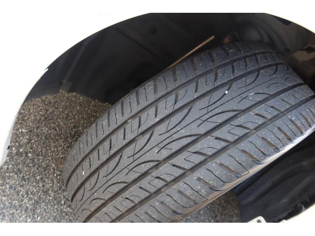 プリウス Aプレミアム 禁煙車 限定BBS19inホイール モデリスタエアロ サンルーフ 本革シート 9型ナビ バックカメラ ETC 前後ドライブレコーダー レーダークルーズ クリアランスソナー オートハイビーム 安全装備(27枚目)