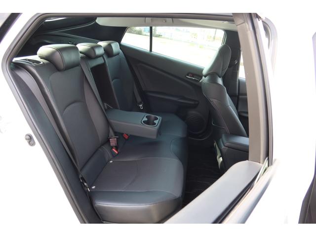 プリウス Aプレミアム 禁煙車 限定BBS19inホイール モデリスタエアロ サンルーフ 本革シート 9型ナビ バックカメラ ETC 前後ドライブレコーダー レーダークルーズ クリアランスソナー オートハイビーム 安全装備(35枚目)