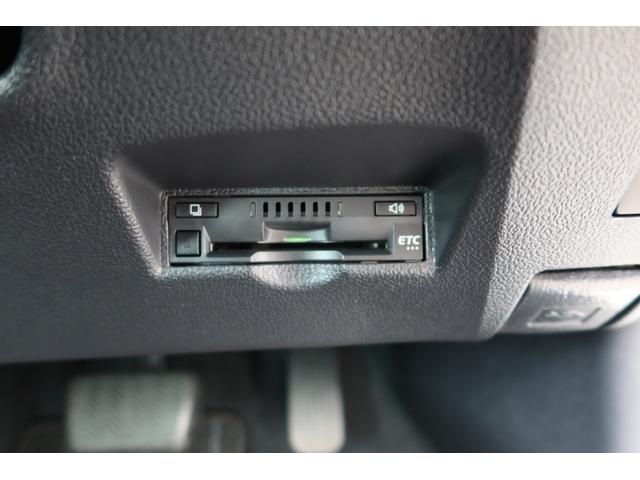 プリウス Aプレミアム 禁煙車 限定BBS19inホイール モデリスタエアロ サンルーフ 本革シート 9型ナビ バックカメラ ETC 前後ドライブレコーダー レーダークルーズ クリアランスソナー オートハイビーム 安全装備(46枚目)