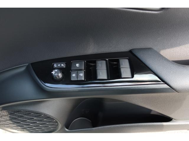 プリウス Aプレミアム 禁煙車 限定BBS19inホイール モデリスタエアロ サンルーフ 本革シート 9型ナビ バックカメラ ETC 前後ドライブレコーダー レーダークルーズ クリアランスソナー オートハイビーム 安全装備(52枚目)