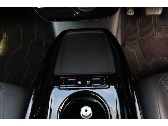 プリウス Aプレミアム 禁煙車 限定BBS19inホイール モデリスタエアロ サンルーフ 本革シート 9型ナビ バックカメラ ETC 前後ドライブレコーダー レーダークルーズ クリアランスソナー オートハイビーム 安全装備(58枚目)