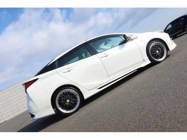 プリウス Aプレミアム 禁煙車 限定BBS19inホイール モデリスタエアロ サンルーフ 本革シート 9型ナビ バックカメラ ETC 前後ドライブレコーダー レーダークルーズ クリアランスソナー オートハイビーム 安全装備(70枚目)