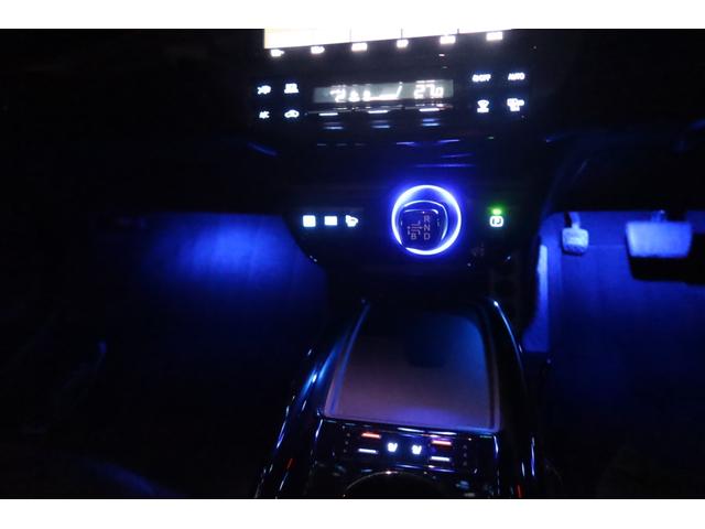 プリウス Ａプレミアム　モデリスタエアロ　サンルーフ　本革シート　前後ドライブレコーダー　ツーリングホイール　９型ナビ　バックカメラ　ＥＴＣ　レーダークルーズ　オートハイビーム　クリアランスソナー　ＰＣＳ　安全装備搭載（26枚目）