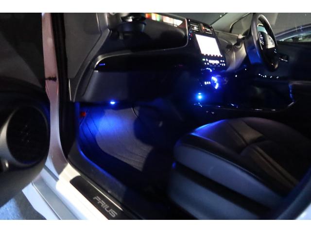 プリウス Ａプレミアム　モデリスタエアロ　サンルーフ　本革シート　前後ドライブレコーダー　ツーリングホイール　９型ナビ　バックカメラ　ＥＴＣ　レーダークルーズ　オートハイビーム　クリアランスソナー　ＰＣＳ　安全装備搭載（28枚目）