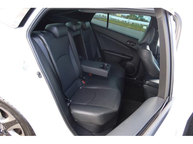 プリウス Ａプレミアム　モデリスタエアロ　サンルーフ　本革シート　前後ドライブレコーダー　ツーリングホイール　９型ナビ　バックカメラ　ＥＴＣ　レーダークルーズ　オートハイビーム　クリアランスソナー　ＰＣＳ　安全装備搭載（37枚目）