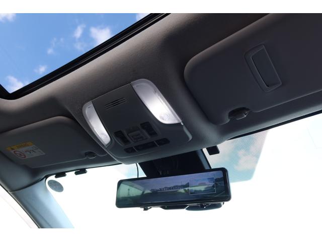 プリウス Ａプレミアム　モデリスタエアロ　サンルーフ　本革シート　前後ドライブレコーダー　ツーリングホイール　９型ナビ　バックカメラ　ＥＴＣ　レーダークルーズ　オートハイビーム　クリアランスソナー　ＰＣＳ　安全装備搭載（49枚目）