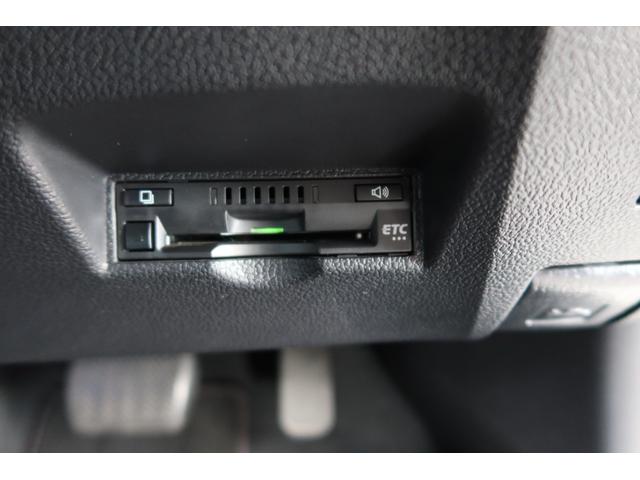 プリウス Ａプレミアム　モデリスタエアロ　サンルーフ　本革シート　前後ドライブレコーダー　ツーリングホイール　９型ナビ　バックカメラ　ＥＴＣ　レーダークルーズ　オートハイビーム　クリアランスソナー　ＰＣＳ　安全装備搭載（51枚目）