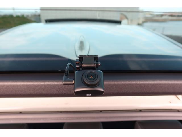 プリウス Ａプレミアム　モデリスタエアロ　サンルーフ　本革シート　前後ドライブレコーダー　ツーリングホイール　９型ナビ　バックカメラ　ＥＴＣ　レーダークルーズ　オートハイビーム　クリアランスソナー　ＰＣＳ　安全装備搭載（65枚目）