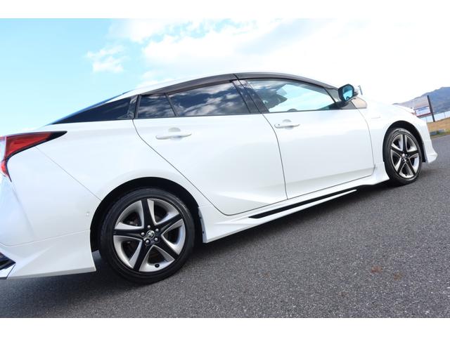 プリウス Ａプレミアム　モデリスタエアロ　サンルーフ　本革シート　前後ドライブレコーダー　ツーリングホイール　９型ナビ　バックカメラ　ＥＴＣ　レーダークルーズ　オートハイビーム　クリアランスソナー　ＰＣＳ　安全装備搭載（68枚目）