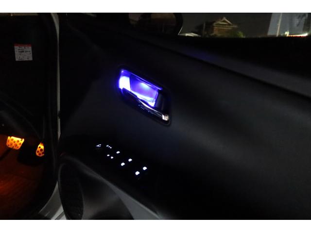 プリウス Ａプレミアム　モデリスタエアロ　ＡＬＰＩＮＥ９型ナビ　後席モニター　本革シート　レーダー探知機　ドライブレコーダー　サンルーフ　社外マフラー　レーダークルーズ　オートハイビーム　クリアランスソナー　安全装備搭載（33枚目）