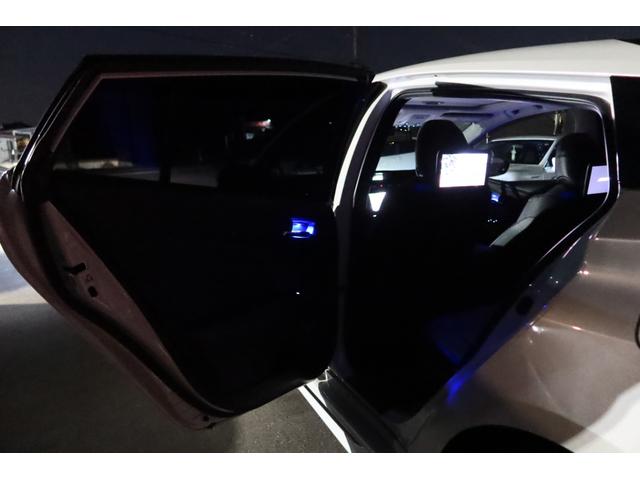 プリウス Ａプレミアム　モデリスタエアロ　ＡＬＰＩＮＥ９型ナビ　後席モニター　本革シート　レーダー探知機　ドライブレコーダー　サンルーフ　社外マフラー　レーダークルーズ　オートハイビーム　クリアランスソナー　安全装備搭載（34枚目）