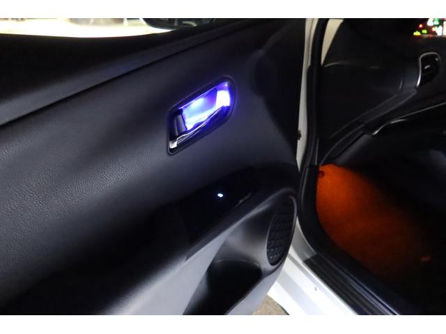 プリウス Ａプレミアム　モデリスタエアロ　ＡＬＰＩＮＥ９型ナビ　後席モニター　本革シート　レーダー探知機　ドライブレコーダー　サンルーフ　社外マフラー　レーダークルーズ　オートハイビーム　クリアランスソナー　安全装備搭載（35枚目）