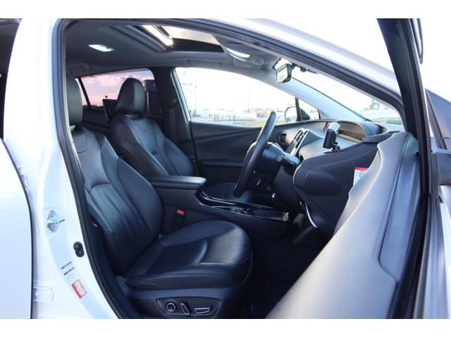 プリウス Ａプレミアム　モデリスタエアロ　ＡＬＰＩＮＥ９型ナビ　後席モニター　本革シート　レーダー探知機　ドライブレコーダー　サンルーフ　社外マフラー　レーダークルーズ　オートハイビーム　クリアランスソナー　安全装備搭載（39枚目）