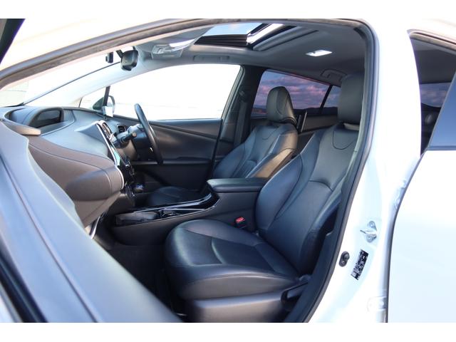 プリウス Ａプレミアム　モデリスタエアロ　ＡＬＰＩＮＥ９型ナビ　後席モニター　本革シート　レーダー探知機　ドライブレコーダー　サンルーフ　社外マフラー　レーダークルーズ　オートハイビーム　クリアランスソナー　安全装備搭載（42枚目）